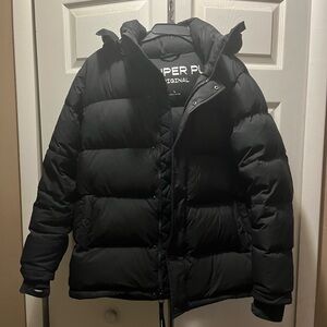 Aritzia - The Super Puff Original - Black Size Large